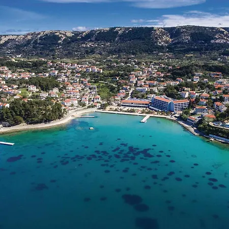 2 Bedroom Beautiful In Supetarska Draga
