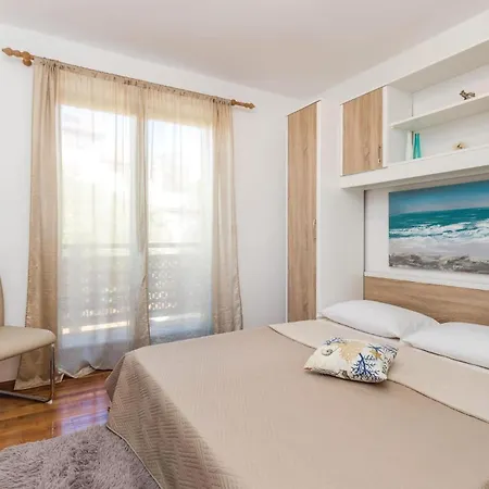 2 Bedroom Beautiful In