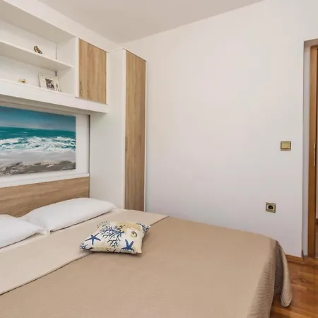 شقة Stunning Apartment In Supetarska Draga *